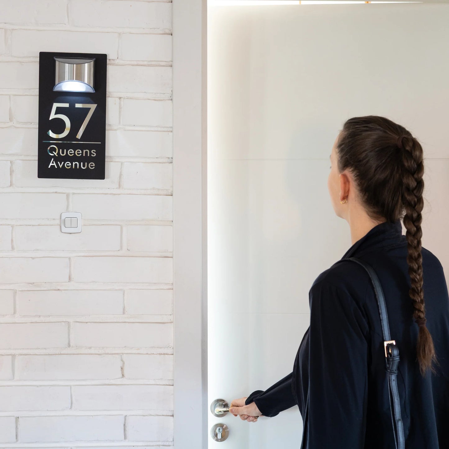Forlipo Illuminated Solar Door Plaque